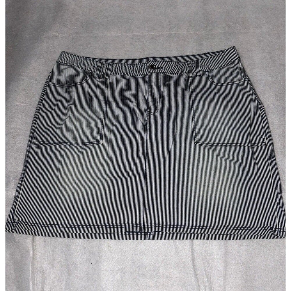 Lane Bryant Mini Skirt Size 24 Pinstripe Blue and White Womens Stretch Pockets
